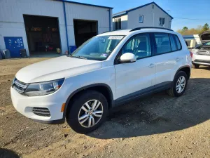 Volkswagen Tiguan 2.0L 4 2017