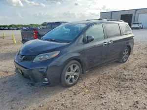 Toyota Sienna 3.5L 6 2018