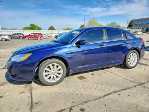 Chrysler 200 2.4L 4 2013