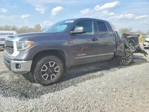 Toyota Tundra 5.7L 8 2018