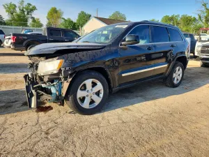 Jeep Grand Cherokee 5.7L 8 2013