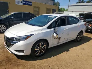 Nissan Versa 1.6L 4 2025