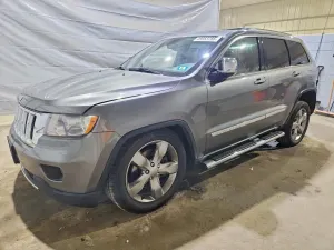 Jeep Grand Cherokee 5.7L 8 2013