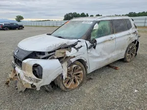 Mitsubishi Outlander 2.5L 4 2022