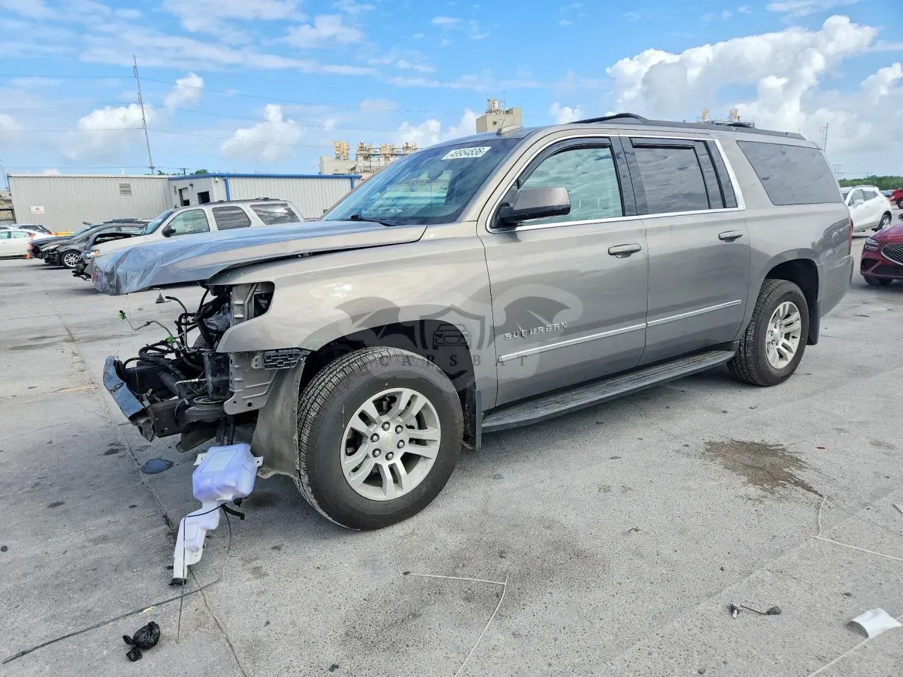 Chevrolet Suburban 5.3L 8 2018