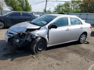 Toyota Corolla 1.8L 4 2011