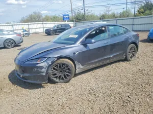 Tesla Model 3 2025