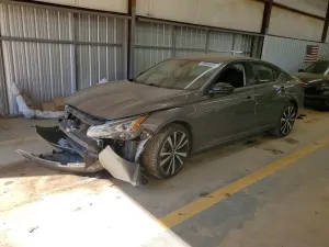 Nissan Altima 2.5L 4 2021