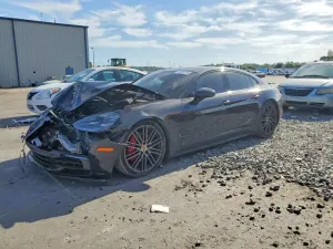 Porsche Panamera 3.0L 6 2017