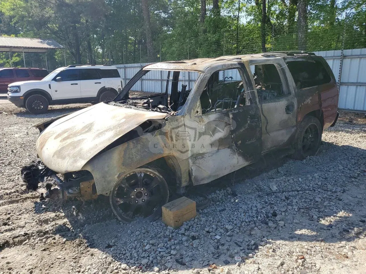 GMC Yukon 6.0L 8 2003