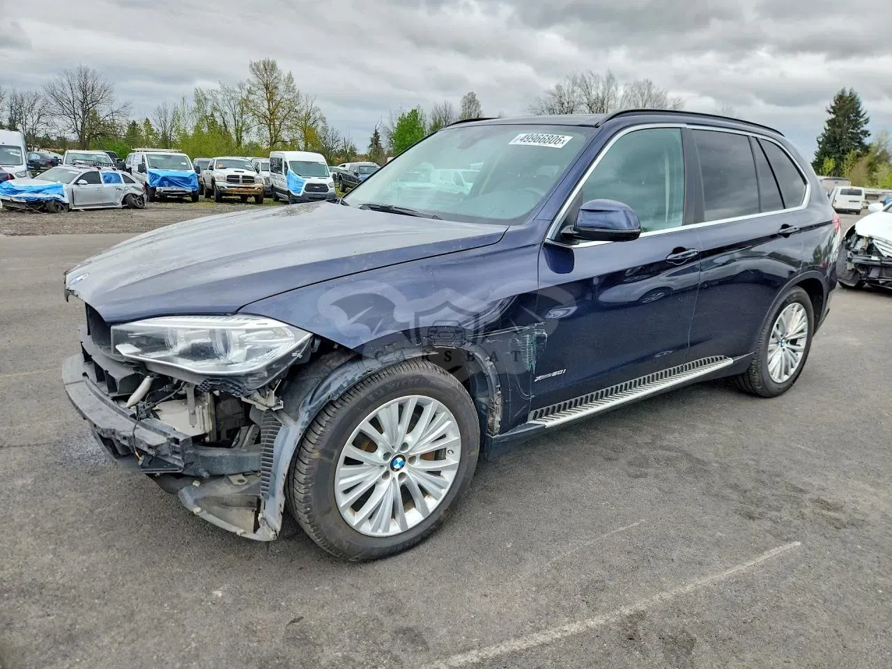 BMW X5 4.4L 8 2015