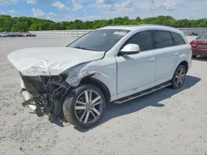 Audi Q7 3.0L 6 2012