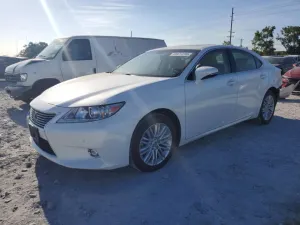 Lexus ES 3.5L 6 2015