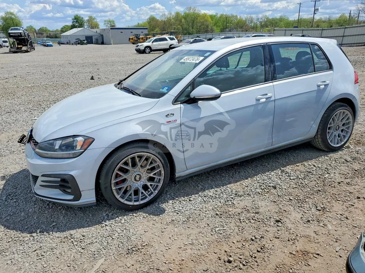 Volkswagen Golf 2L 4 2018