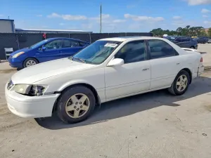 Toyota Camry 3.0L 6 2001
