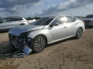 Nissan Altima 2.5L 4 2023
