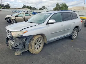 Toyota Highlander 3.5L 6 2011