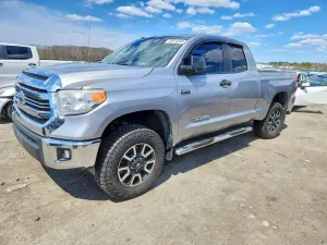 Toyota Tundra 5.7L 8 2016