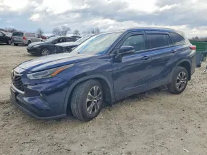 Toyota Highlander 3.5L 6 2022