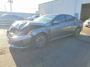 Nissan Altima 2.5L 4 2023