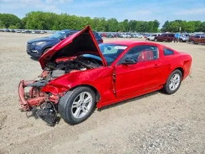 Ford Mustang 3.7L 6 2014