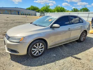 Volkswagen Jetta 1.8L 4 2014