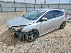 Ford Focus 2.0L 4 2013