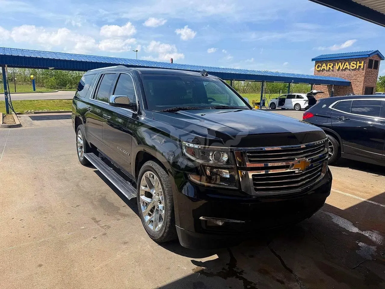 Chevrolet Suburban 5.3L 8 2018