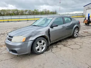 Dodge Avenger 2.4L 4 2013