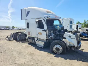 Freightliner Cascadia 14.8L 6 2023
