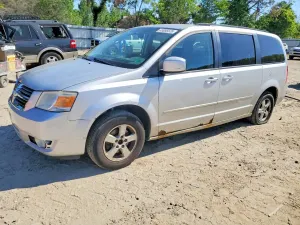 Dodge Grand Caravan (Caravan) 3.8L 6 2010