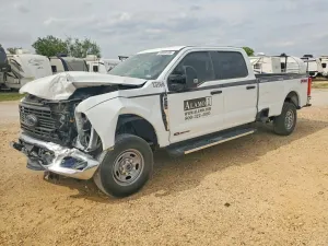 Ford F-250 6.7L 8 2024