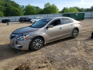 Nissan Altima 2.5L 4 2015