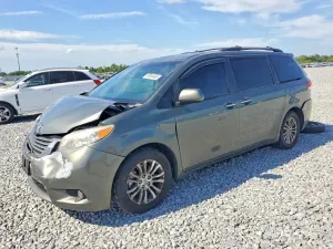 Toyota Sienna 3.5L 6 2014