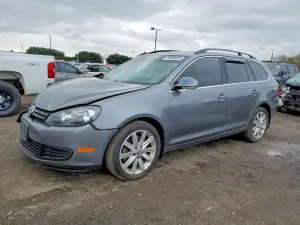 Volkswagen Jetta 2.0L 4 2014