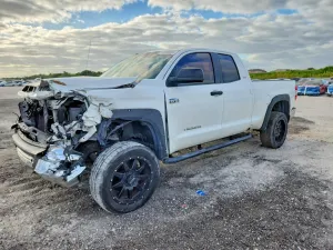 Toyota Tundra 5.7L 8 2014