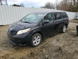 Toyota Sienna 3.5L 6 2014