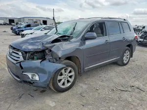 Toyota Highlander 3.5L 6 2013
