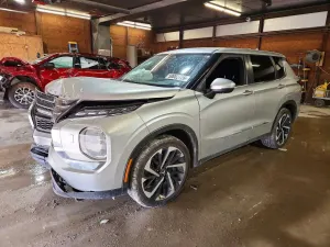 Mitsubishi Outlander 2.5L 4 2022
