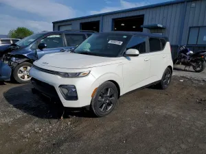 Kia Soul 2.0L 4 2022
