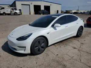 Tesla Model 3 2020