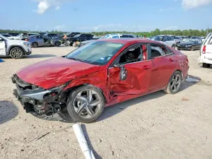 Hyundai Elantra 2.0L 4 2023
