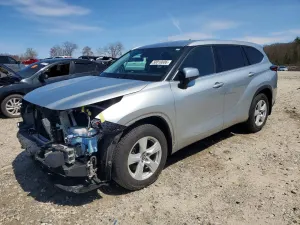 Toyota Highlander 3.5L 6 2021