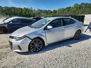 Toyota Corolla 1.8L 4 2015