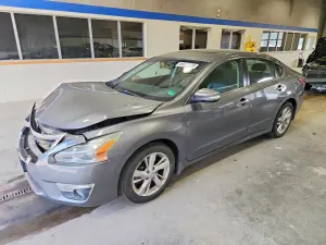 Nissan Altima 2.5L 4 2015
