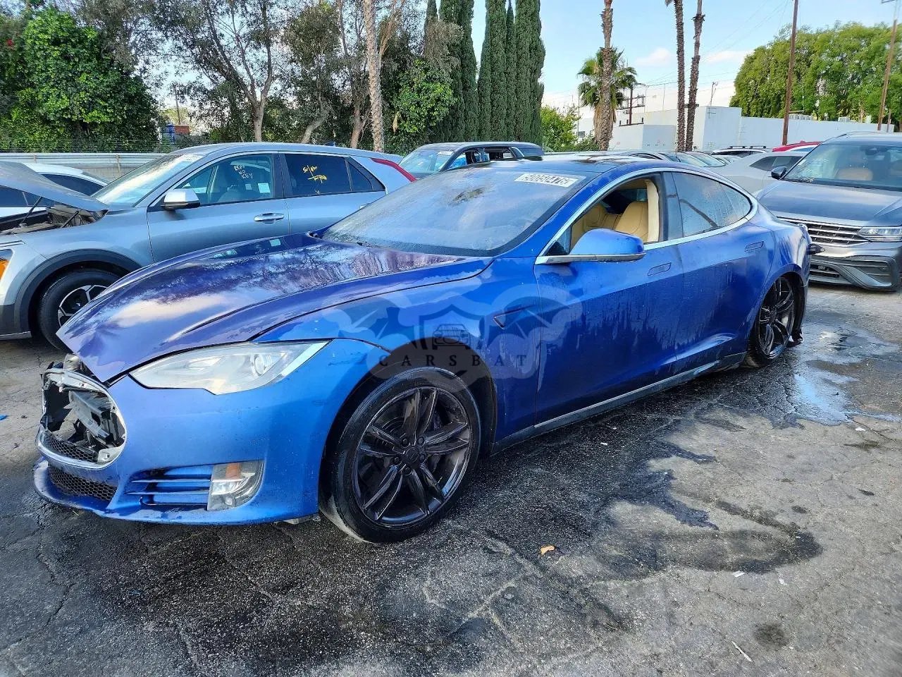 Tesla Model S 2013