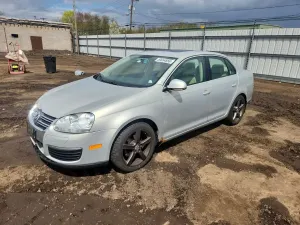 Volkswagen Jetta 2.5L 5 2010