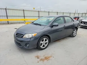 Toyota Corolla 1.8L 4 2013