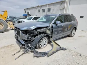 Volvo XC90 2.0L 4 2016