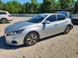 Nissan Altima 2.5L 4 2022